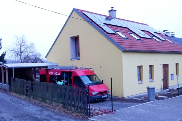 Realizace Podlesí - 9,9 kWp Solax
