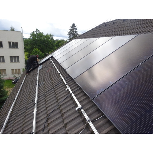 Březnice - full black fotovoltaické panely
